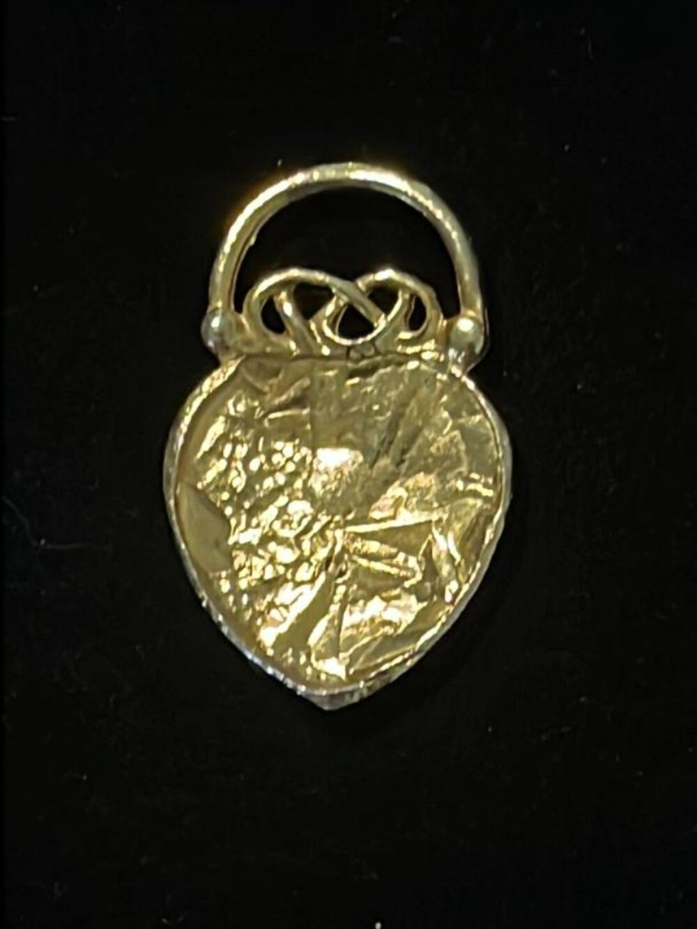 Joan Rivers Heart Charm/Pendant - Picture 2 of 2